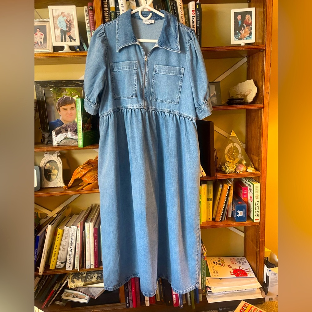 Aligne Dress